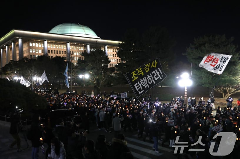 [뉴스1 PICK]국힘 불참 속 윤석열 대통령 탄핵안 본회의 보고