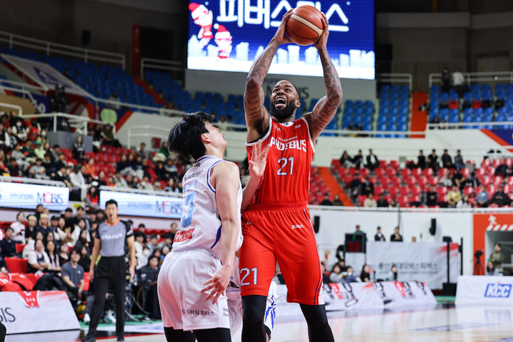 [서울=뉴시스] 프로농구 울산 현대모비스의 숀 롱. (사진=KBL 제공) *재판매 및 DB 금지