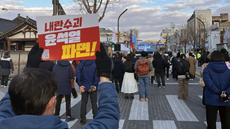 [전주=뉴시스] 강경호 기자 = 새해 첫 주말인 4일 전북 전주시 전주객사 풍패지관 앞에서 열린